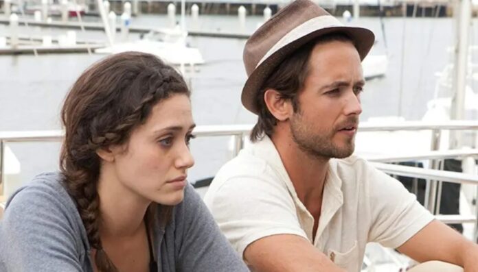Justin Chatwin As Jimmy On TV Show Shameless With His Co-Actor